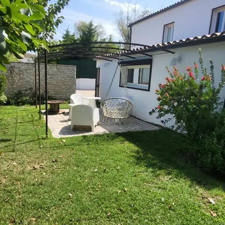 Maison Dans Havre De Paix A 10 Minutes D'avignon